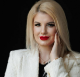 Dr. Anna Novákova